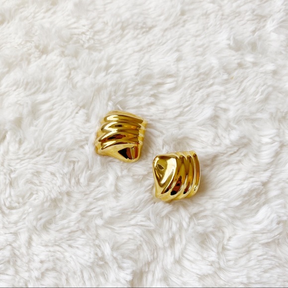 Vintage Jewelry - Vintage Earrings ✨